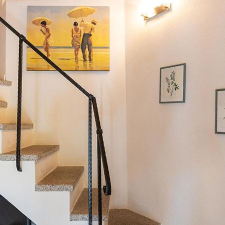 Casa Vacanze Baia Del Faro Palau Kültér fotó