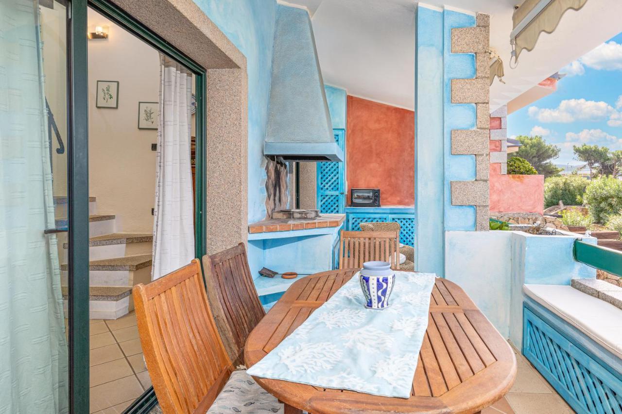 Casa Vacanze Baia Del Faro Palau Kültér fotó